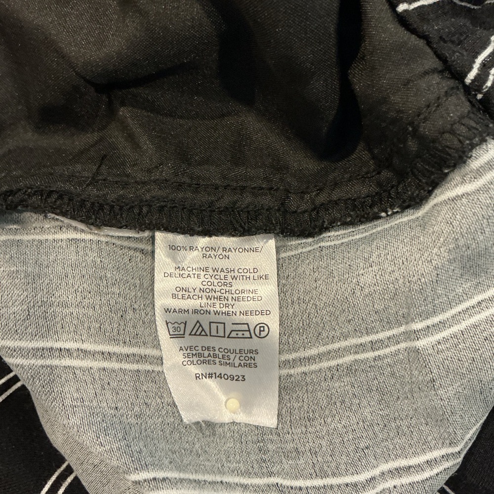 LOFT Wide Leg, Light Weight Pants - Picture 5 of 9